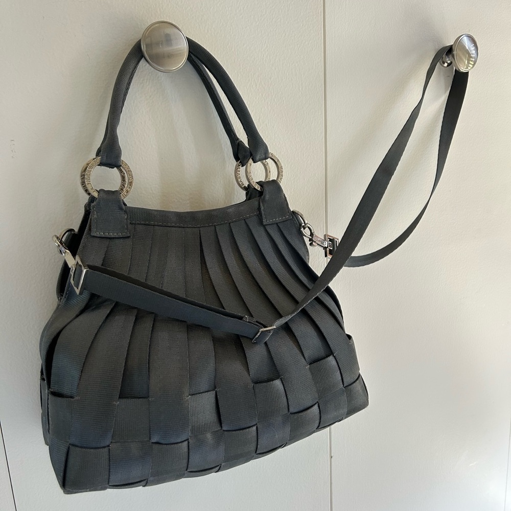 Harvey’s small Stella in steel